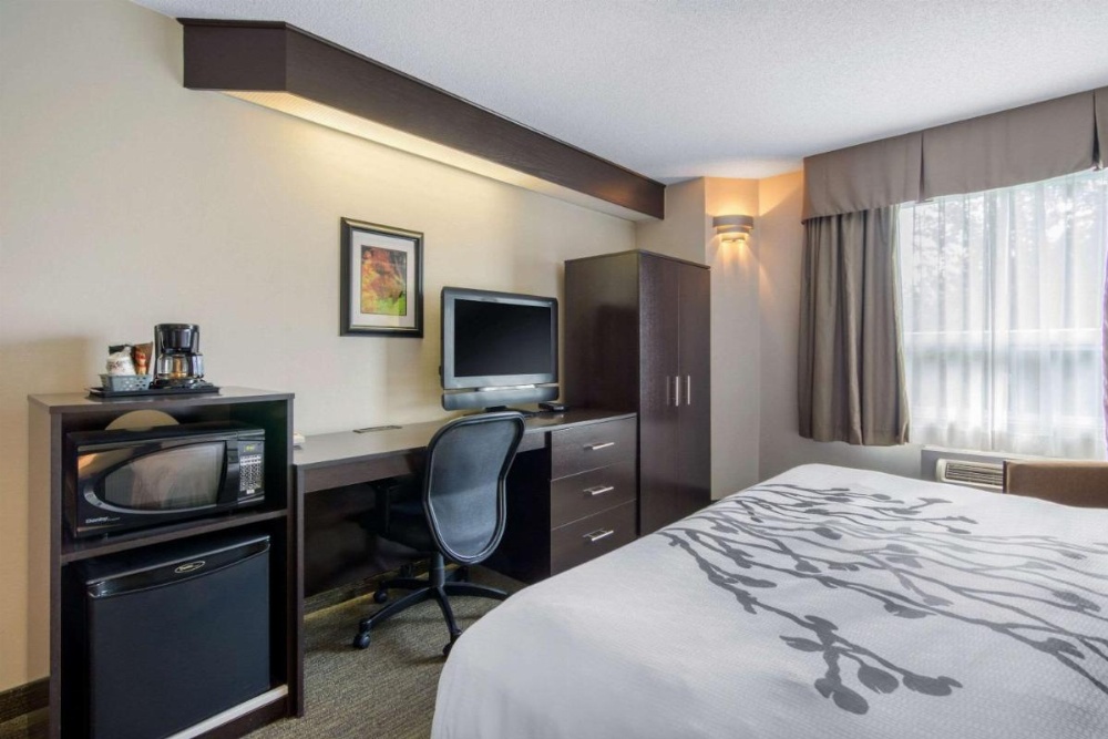 Sleep Inn Sault Ste. Marie Image 23
